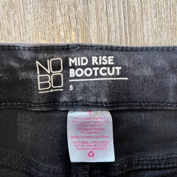 Womens No Boundaries Mid Rise Bootcut Black Jeans - 5 - Picture 7 of 7